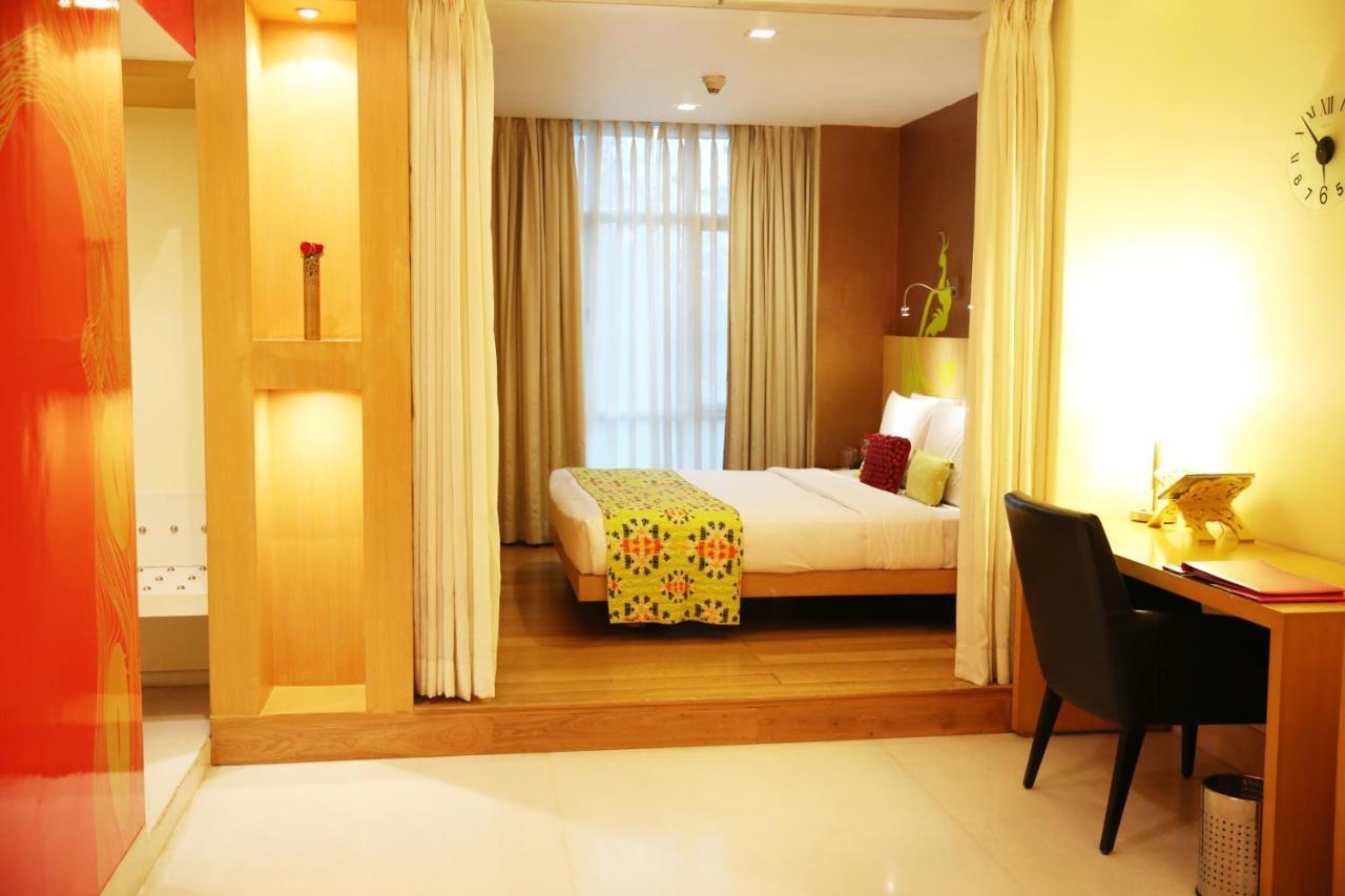 เดอะ บีตเทิ้ลโฮเต็ล Hotel มุมไบ ภายนอก รูปภาพ